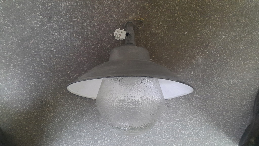 STARA LAMPA PRZEMYSŁOWA C11 LOFT z KLOSZEM z PRL