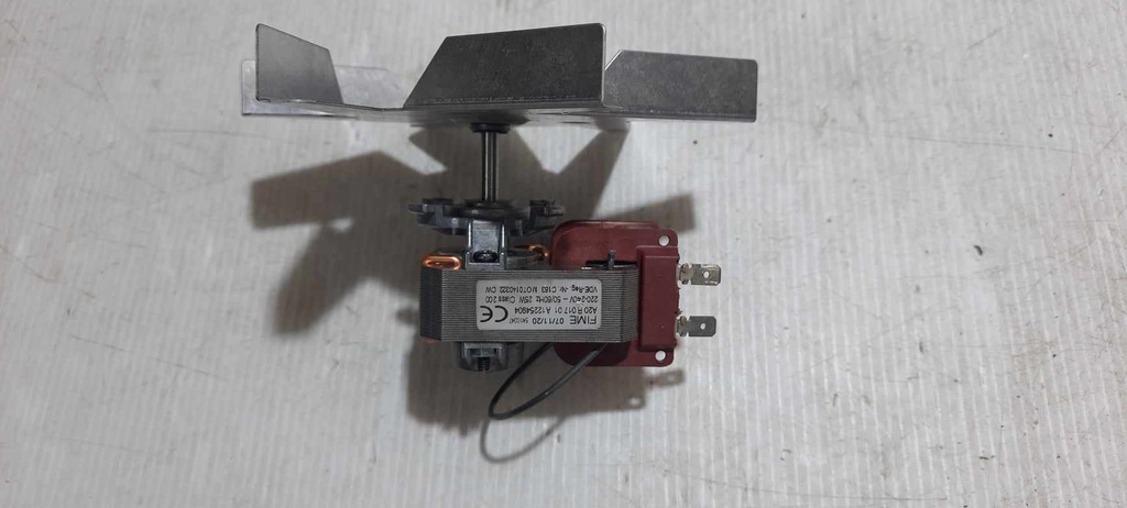 SILNIK TERMOOBIEGU PIEKARNIKA ELECTROLUX EOE5C71X - 13999846220 ...