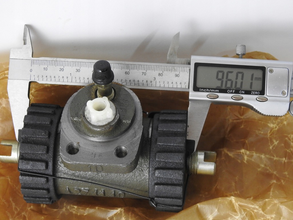 cylinderek hamulcowy przód Star 66 660 ŻSH-6 - 9078266472