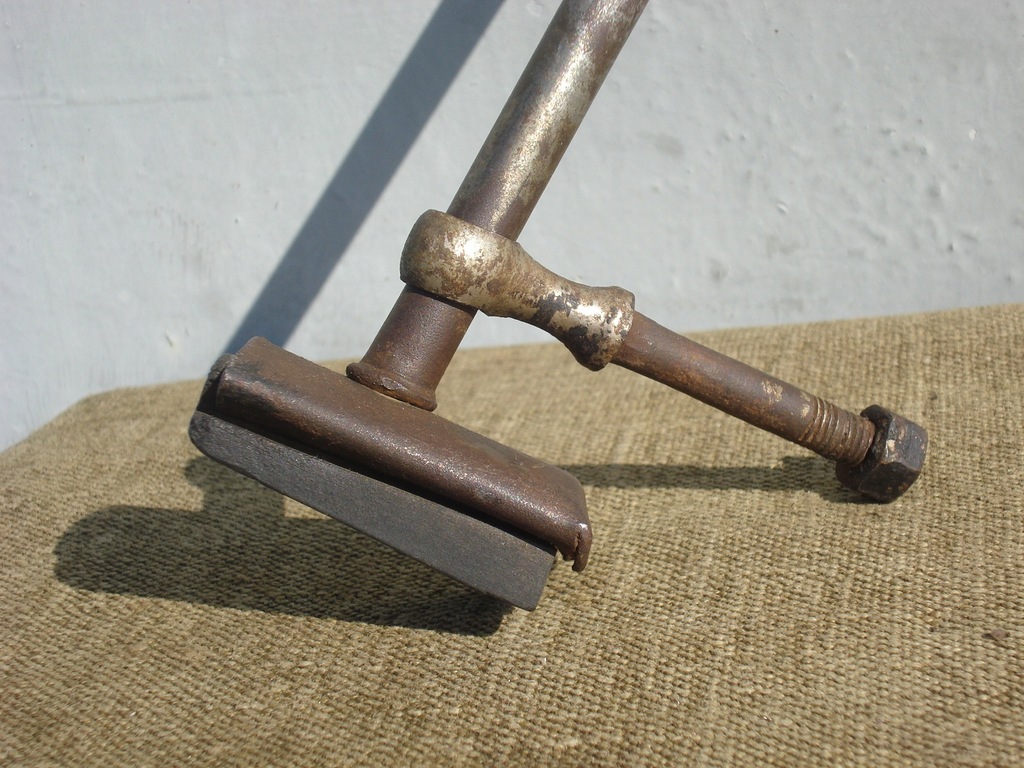 HAMULEC NA OPONĘ STARY ROWER