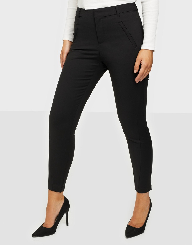 24S162 VERO MODA__NX2 SPODNIE CYGARETKI__L