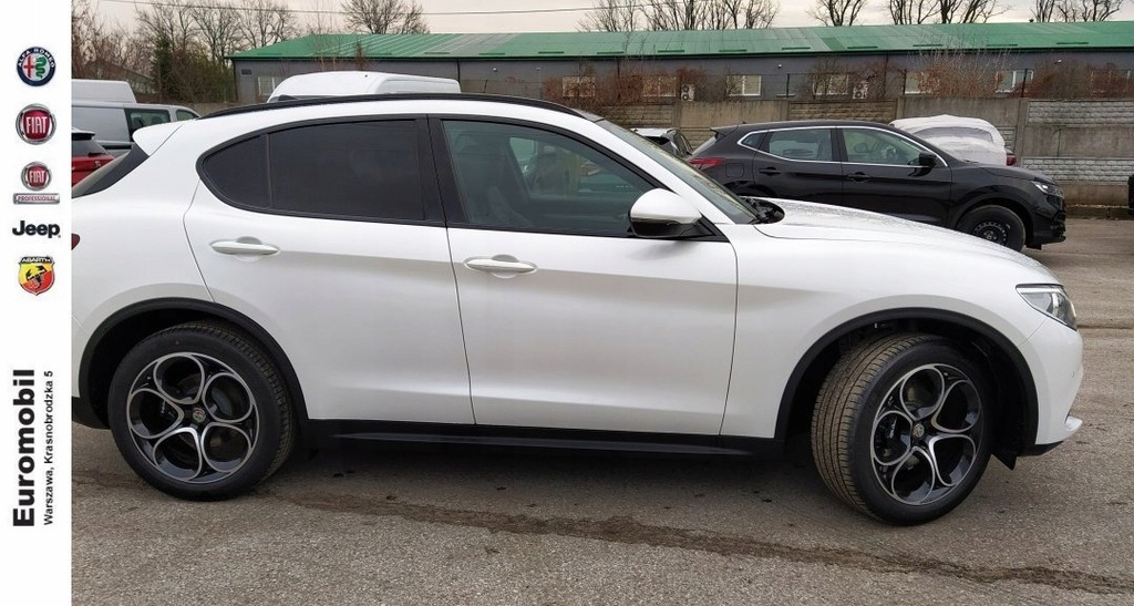 Alfa Romeo Stelvio 2.0 TURBO 280 KM AT EXECUTIVE Q