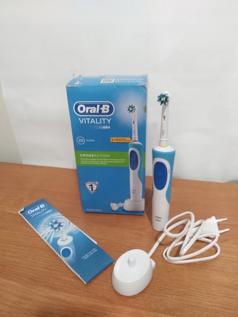 Szczoteczka elektryczna Braun Oral-B Vitality 3757