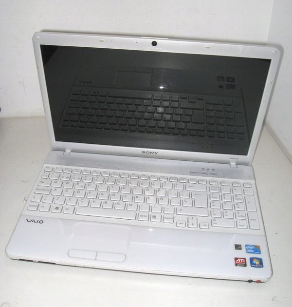 Laptop Sony Vaio PCG71211M i3/4GB od L02