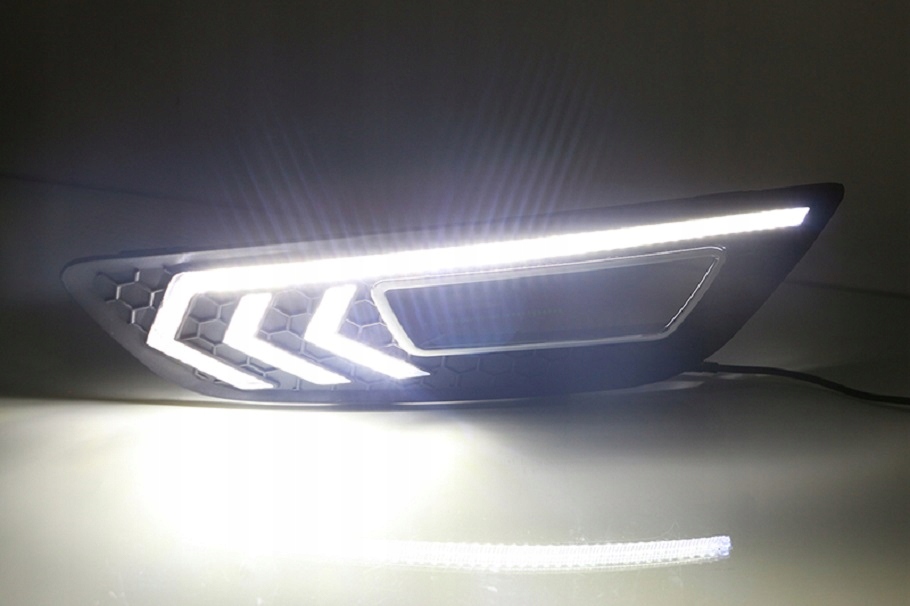 Ford Focus Mk3 lift LED światła jazdy dziennej DRL - 7714009554