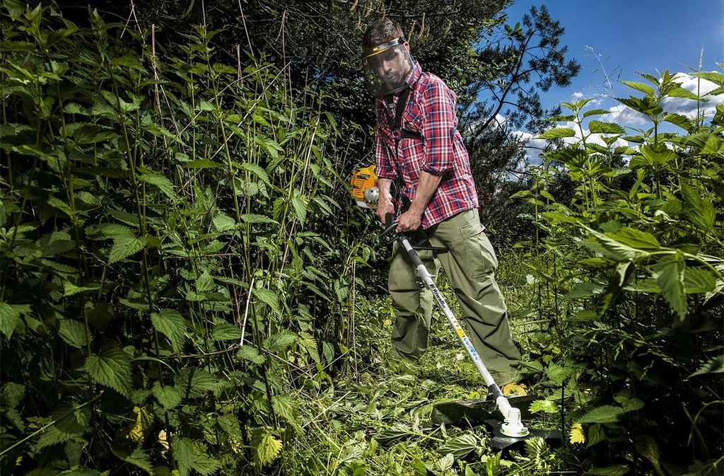 Купить БЕНЗИНОВАЯ ЩЕТКА МАСЛО НОЖНИЦЫ ПИЛА STIHL OIL: отзывы, фото, характеристики в интерне-магазине Aredi.ru