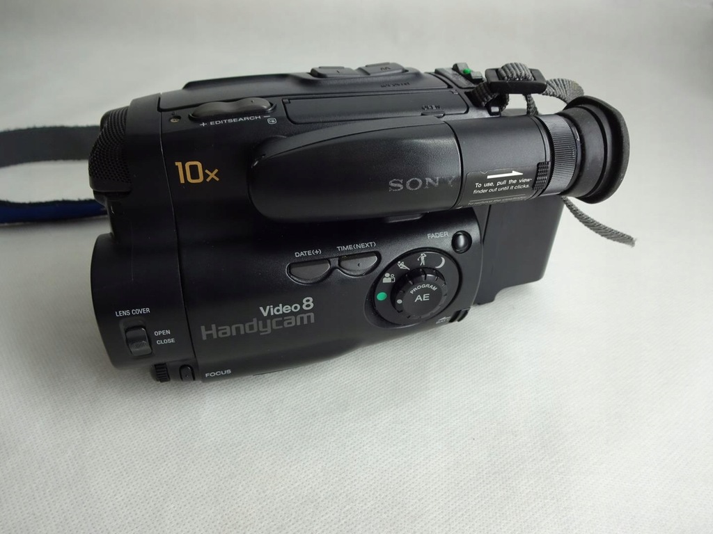 Купить Камера Sony CCD-TR303E: отзывы, фото, характеристики в интерне-магазине Aredi.ru