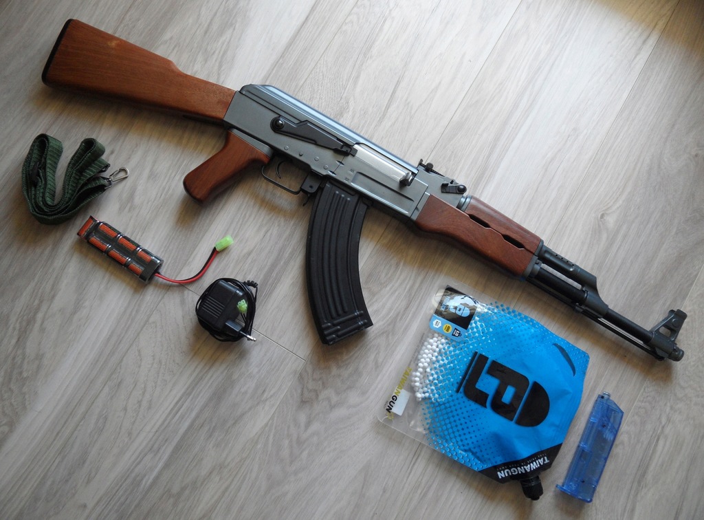 !!BCM!! CM028 AK47 (CYMA)