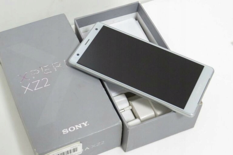 TEL. SONY XPERIA XZ2 + KOMPLET