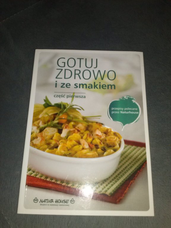 Książka z przepisami " gotuj zdrowo"