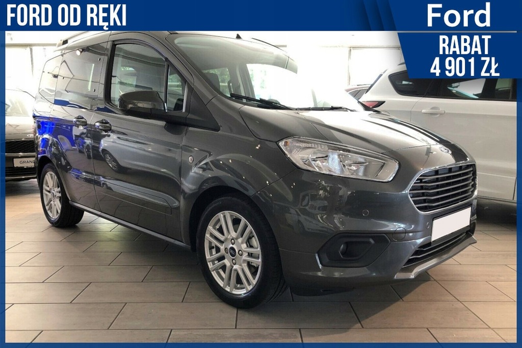 Ford Tourneo Courier MCA 100Km Titanium !! Extra C