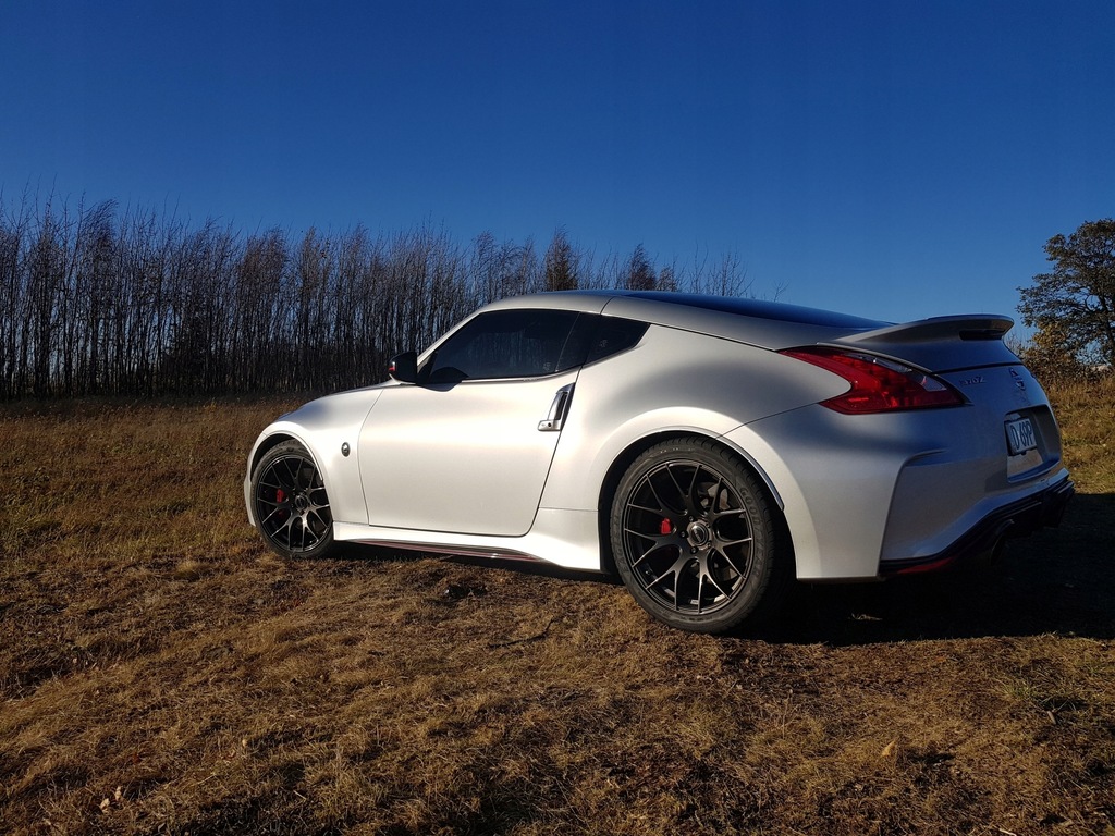 Nissan Nismo 370 Z , automat 2017 , 28000 tys km .