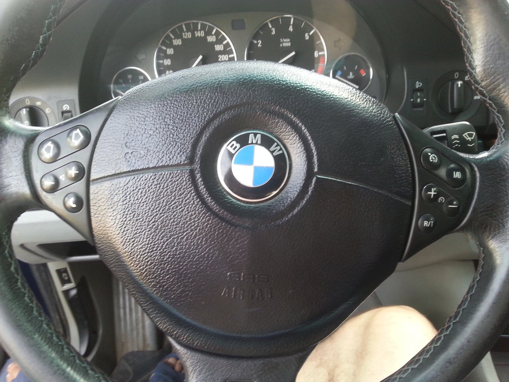 Części BMw e39 Nivo, Poduszki, hak i inne. 7120809261