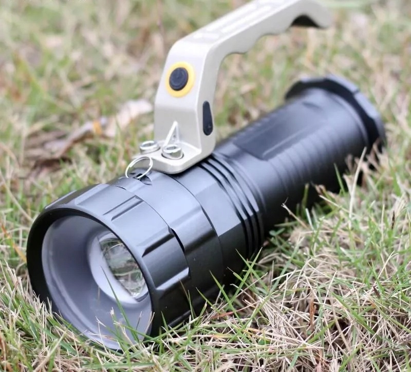 Купить Светодиодный фонарик ZOOM CREE XM-L T6 дальнего действия: отзывы, фото, характеристики в интерне-магазине Aredi.ru