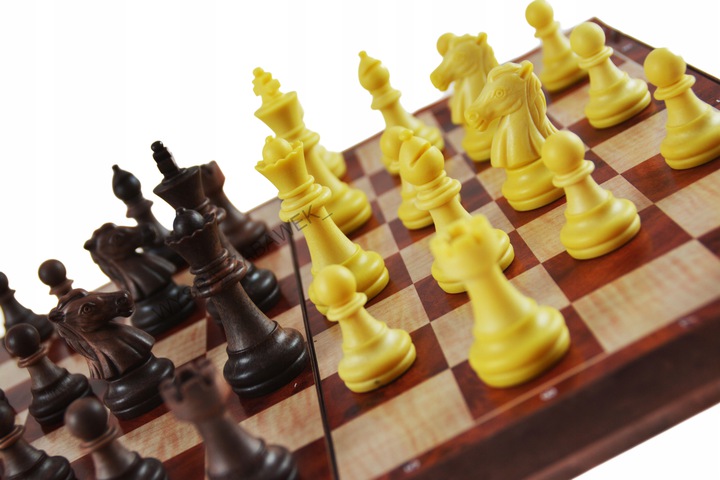 Купить Большие наборы шахмат, классические шашки 2 В 1, С МАГНИТНЫМИ пешками: отзывы, фото, характеристики в интерне-магазине Aredi.ru