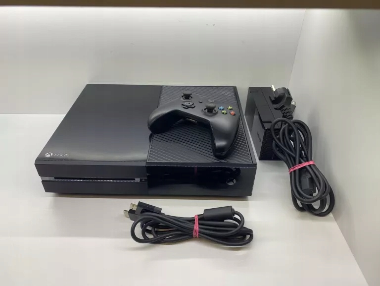 KONSOLA XBOX ONE 500GB +ZAS PAD