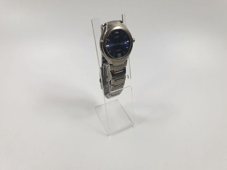 casio lineage titanium lin 166
