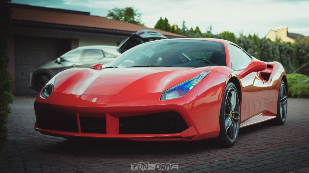 Przejazd Ferrari 488 GTB