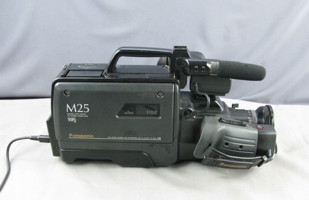 Купить Видеокамера Panasonic M25 VHS: отзывы, фото, характеристики в интерне-магазине Aredi.ru