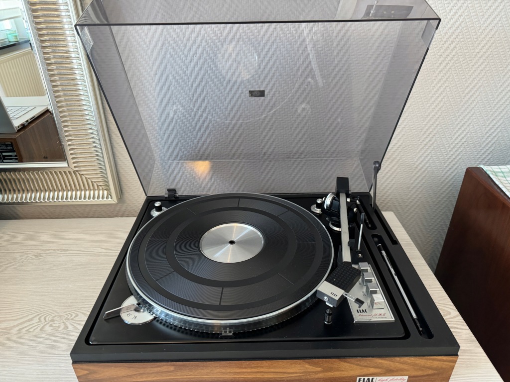 ELAC MIRACORD 50H II Gramofon 10 Płyt