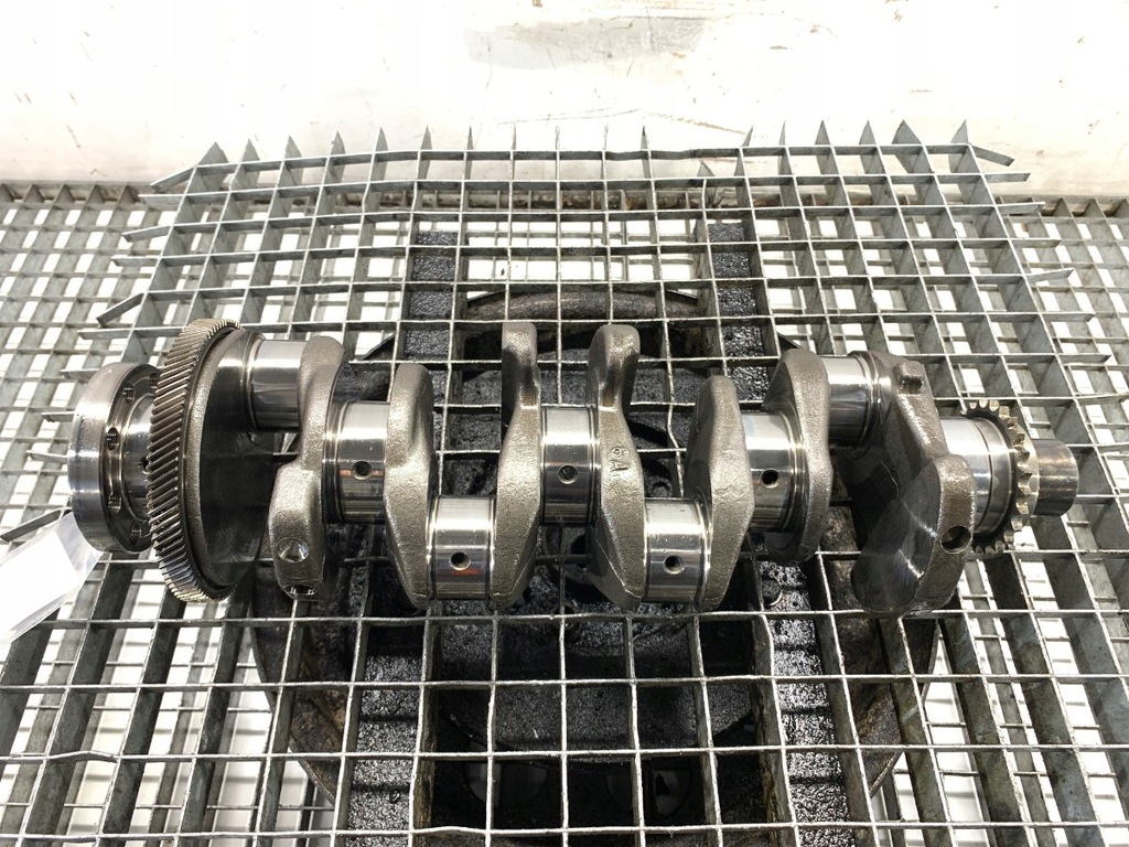 WAŁ KORBOWY KIA SPORTAGE III 2.0 136KM 23131-2F010