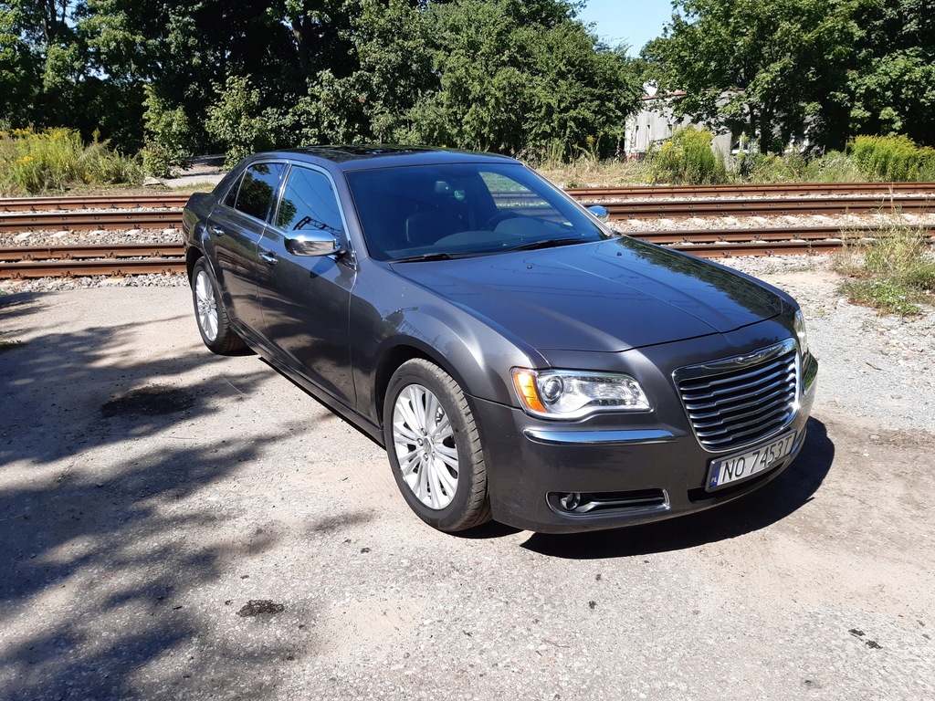 Chrysler 300C 5.7 Hemi 4x4 Gaz 9640417327 oficjalne