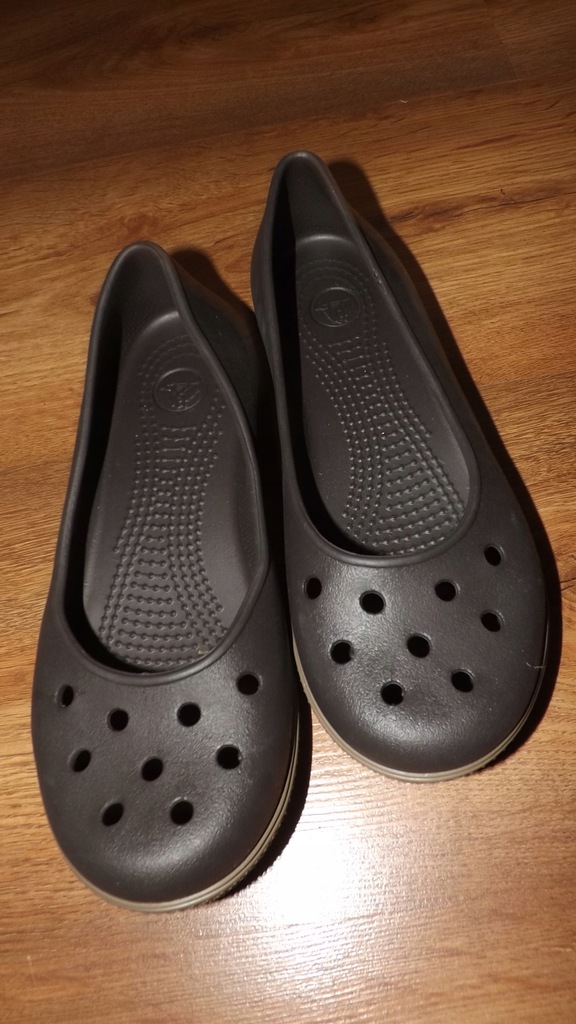 CROCS-EXTRA BUTY W6 36