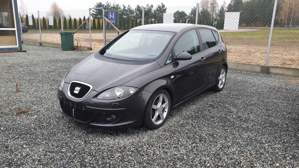 Купить SEAT ALTEA (5P1) 2.0 TDI 140 л.с.: отзывы, фото, характеристики в интерне-магазине Aredi.ru