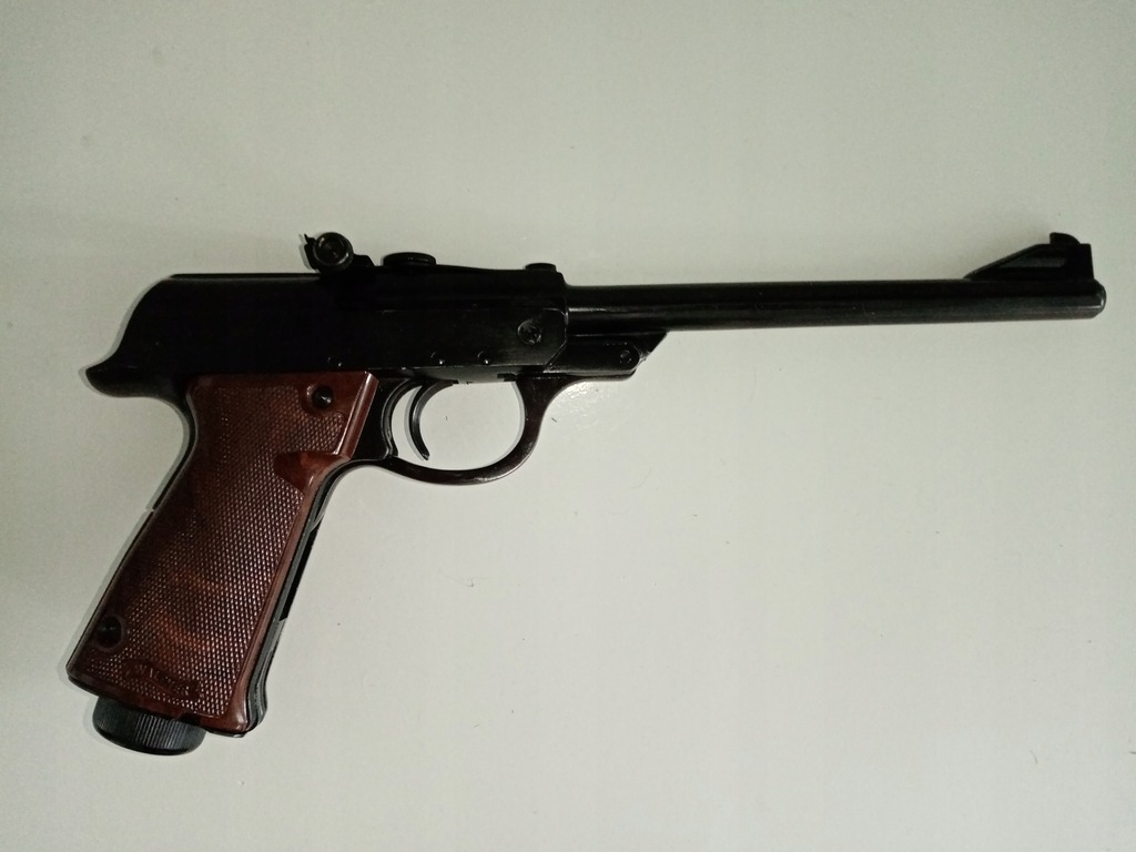 Wiatrówka pistolet Walther LP 53 James Bond