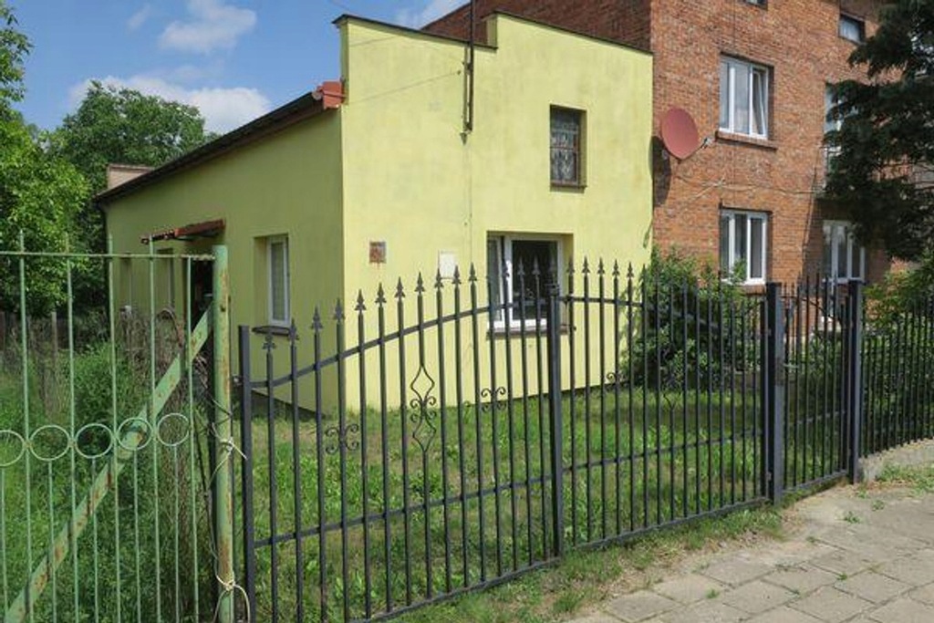 Dom, Jastrząb, Jastrząb (gm.), 65 m²