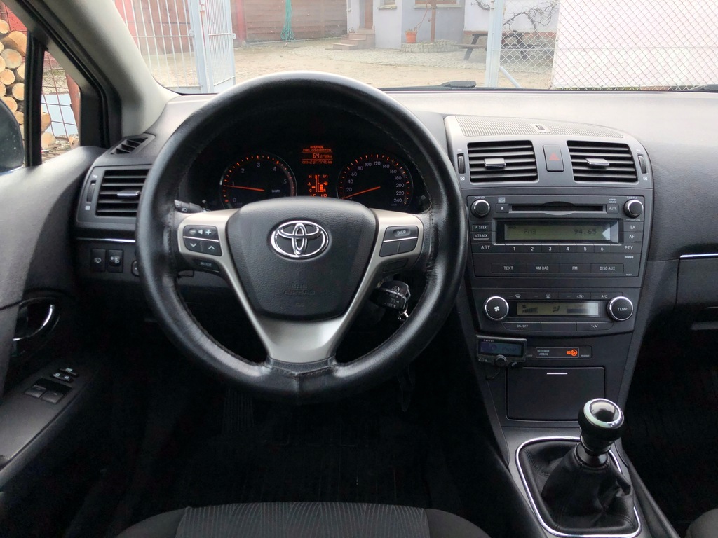 Купить TOYOTA AVENSIS T27 2.0 D-4D 126KM Автосалон Польша: отзывы, фото, характеристики в интерне-магазине Aredi.ru