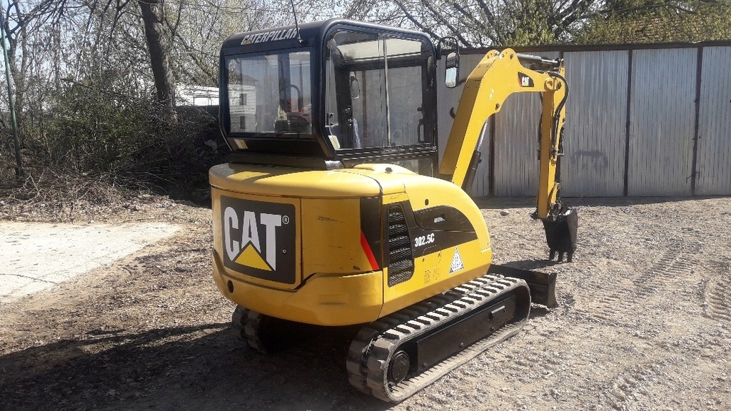 Купить МИНИ-ЭКСКАВАТОР CAT 302.5C 2012 г.в. 2850кг 71500+НДС: отзывы, фото, характеристики в интерне-магазине Aredi.ru