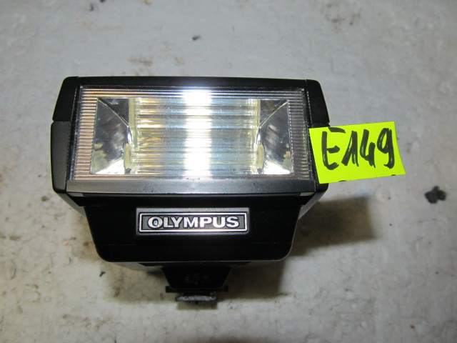 LAMPA BŁYSKOWA OLYMPUS T32 - NR E149