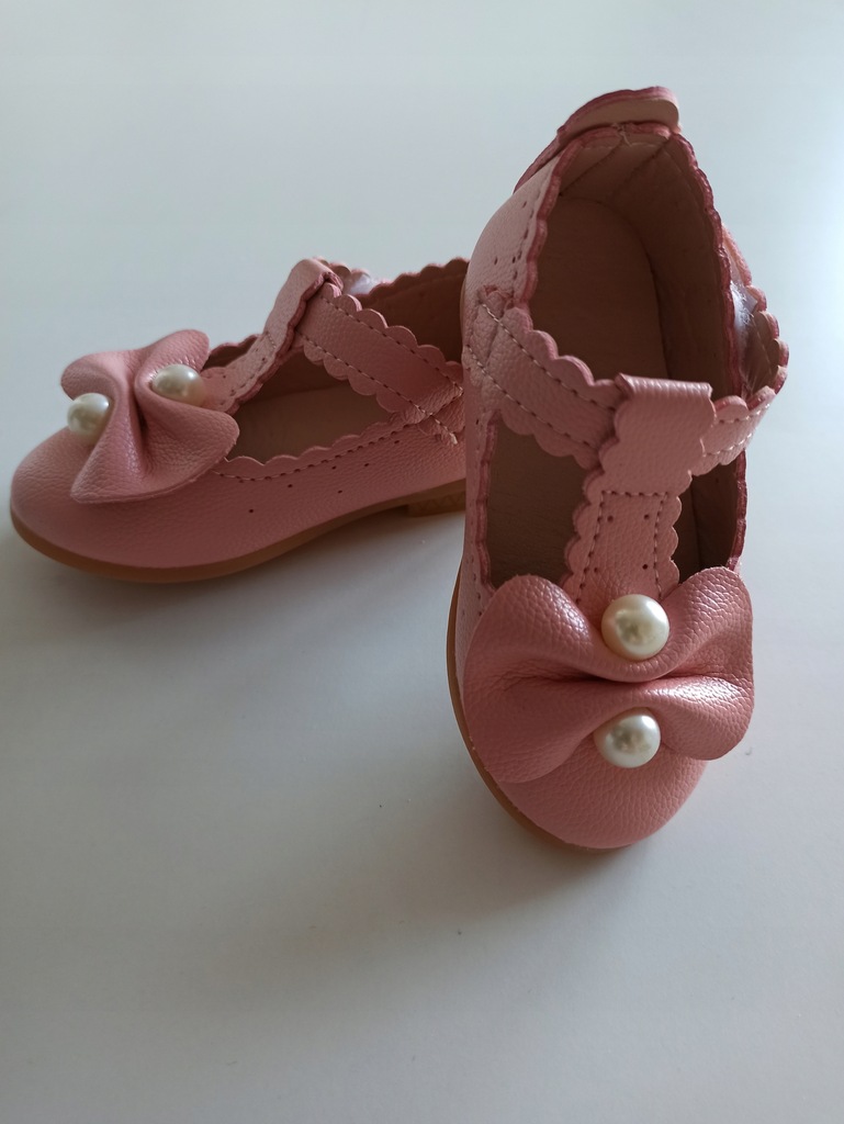 Urocze buciki dziewczęce- różowe z perełką r.21