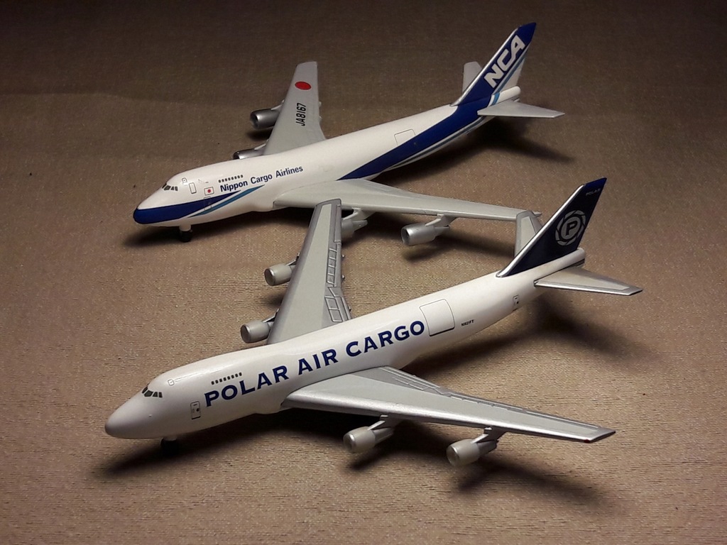 Zestaw 2 towarowych B747 Herpa w skali 1:500