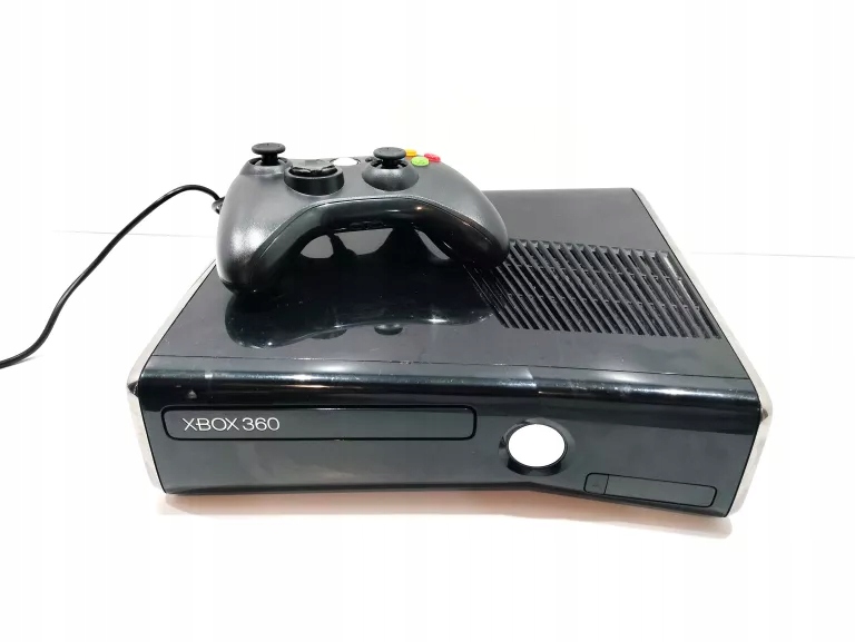 KONSOLA XBOX 360 250GB