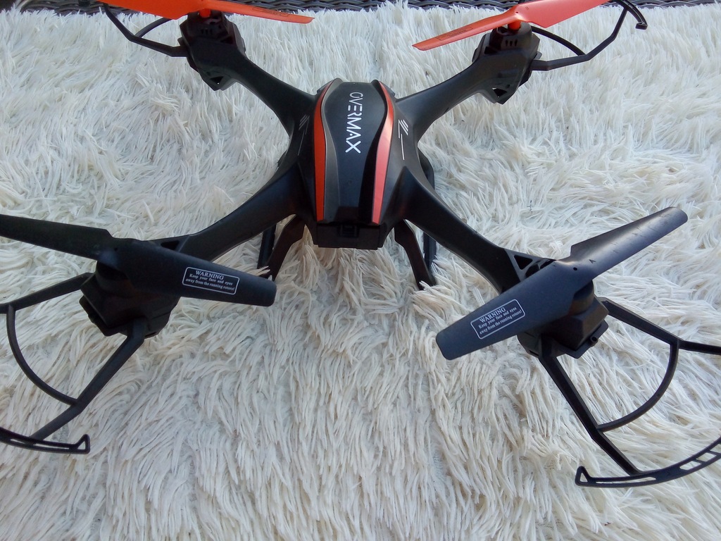 Dron Overmax X-BEE 5,1 akrobata po próbnych lotach