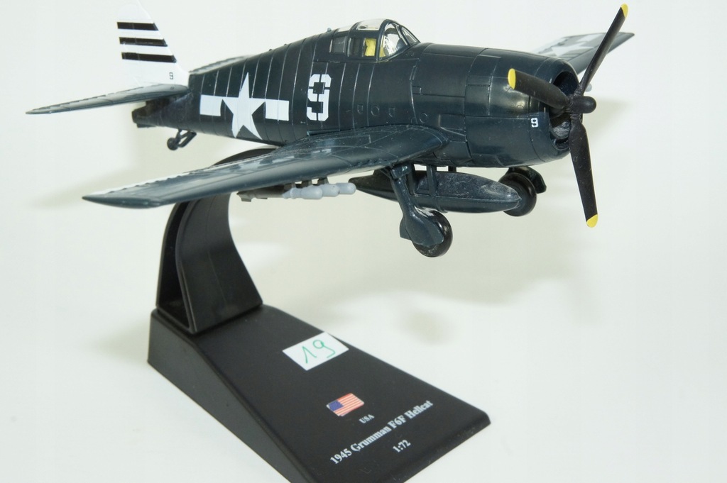Samoloty Świata METALOWE (19) 1:72 Grumman F6F Hellcat