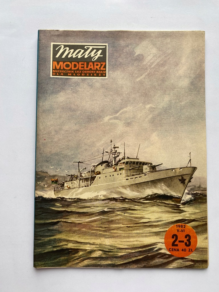 MAŁY MODELARZ ESKORTOWIEC TOBRUK