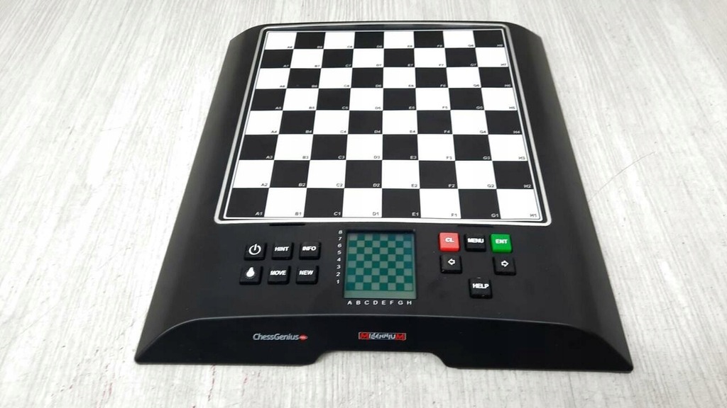 Купить Шахматный компьютер Millennium M812 ChessGenius PRO: отзывы, фото, характеристики в интерне-магазине Aredi.ru