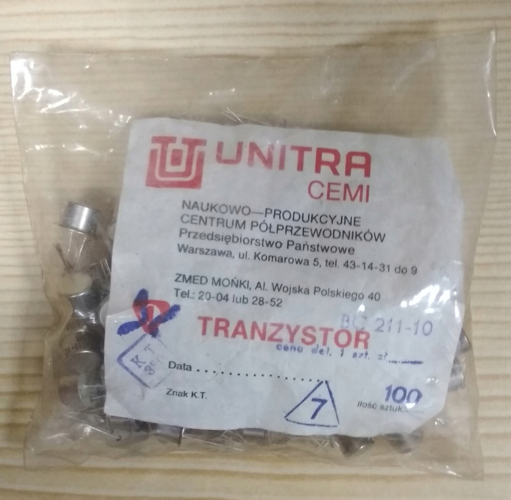 Tranzystor BC211 -10 UNITRA CEMI 100 sztuk