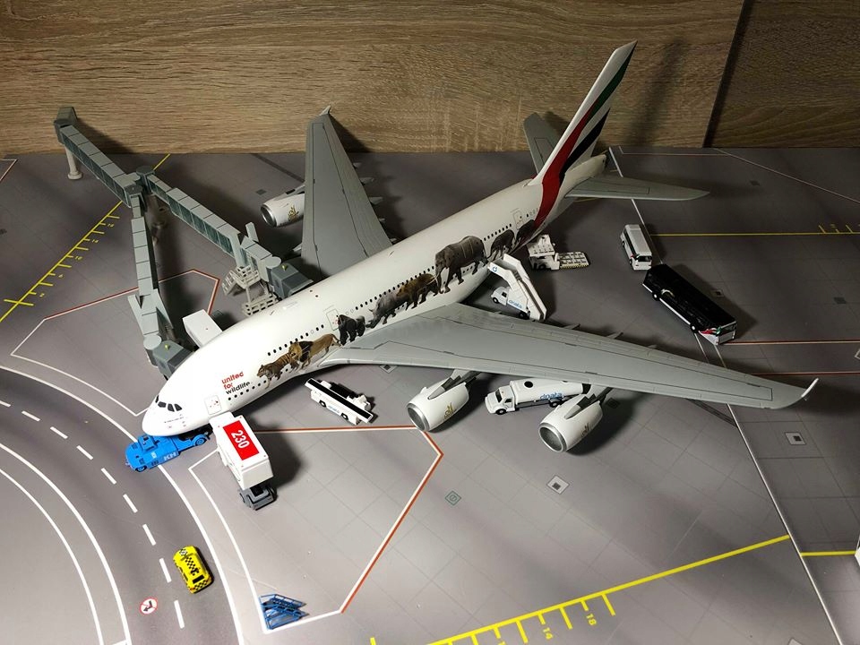 Купить Модель самолета Airbus A380 Emirates 1:200 Gemini: отзывы, фото, характеристики в интерне-магазине Aredi.ru