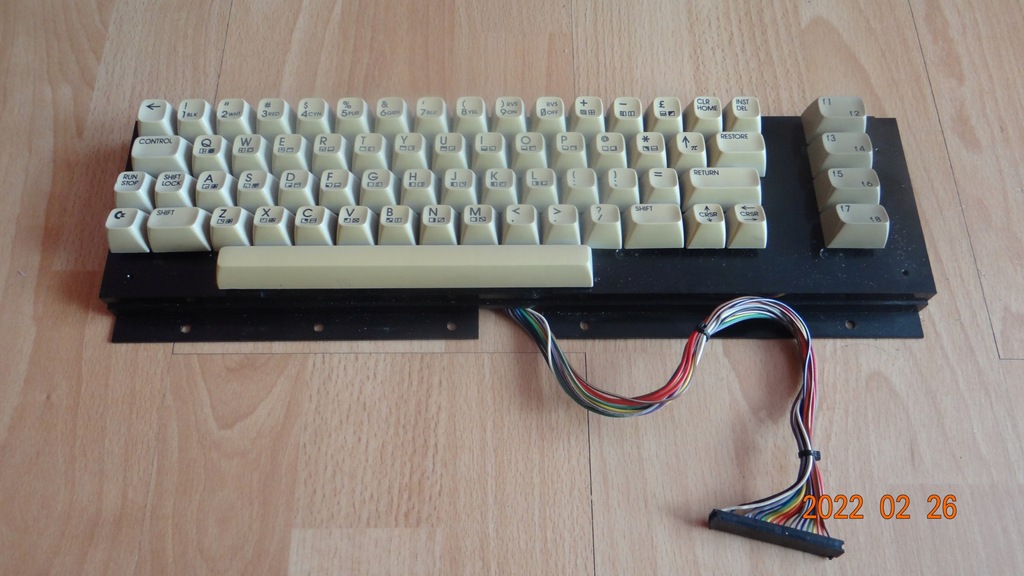 Klawiatura do komputera Commodore 64 sprawna ładna