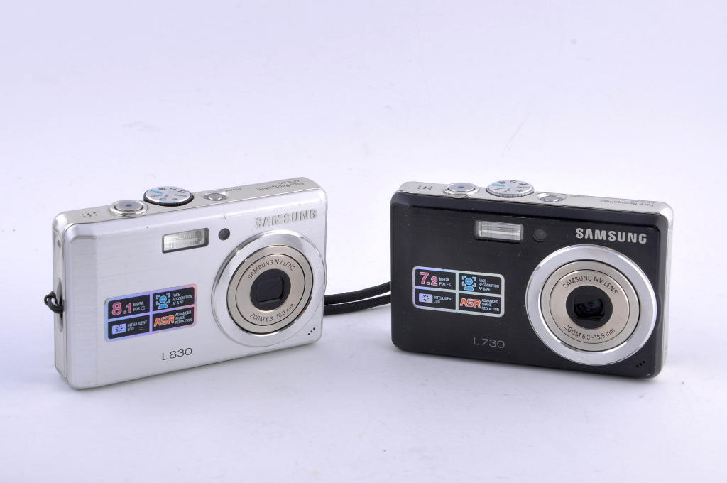 2 aparaty cyfrowe Samsung L830 L730