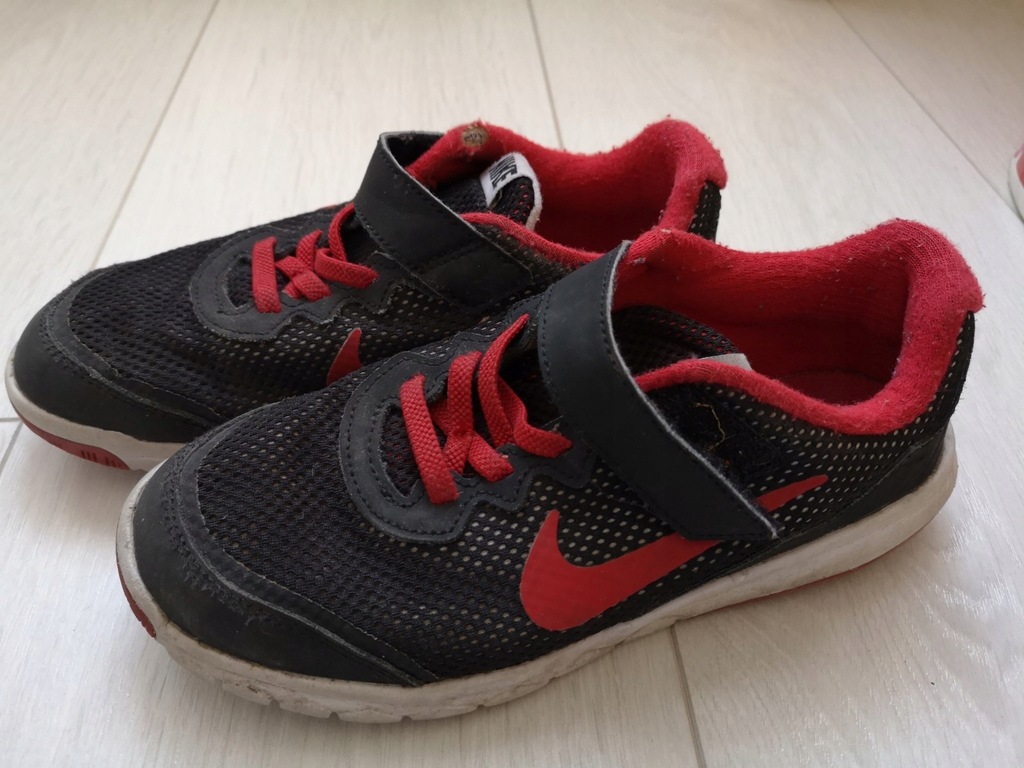 buty NIKE rozmiar 32 przylepiec