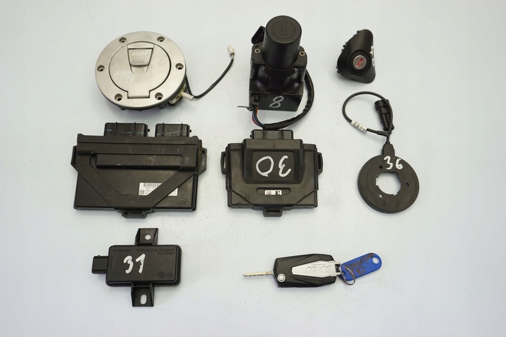 SUPER3tフック KTM 1290 SUPER ADVENTURE 17- STACYJKA KOMPUTER - 12569687955