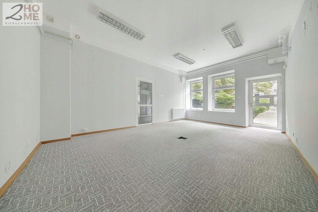 Biurowiec, Tarnów, Śródmieście, 219 m²