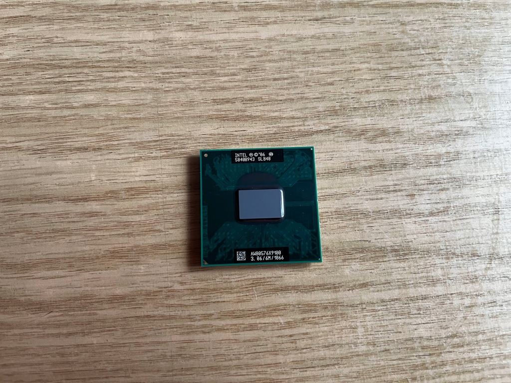 Intel Core 2 Extreme X9100 3,06GHz - Penryn