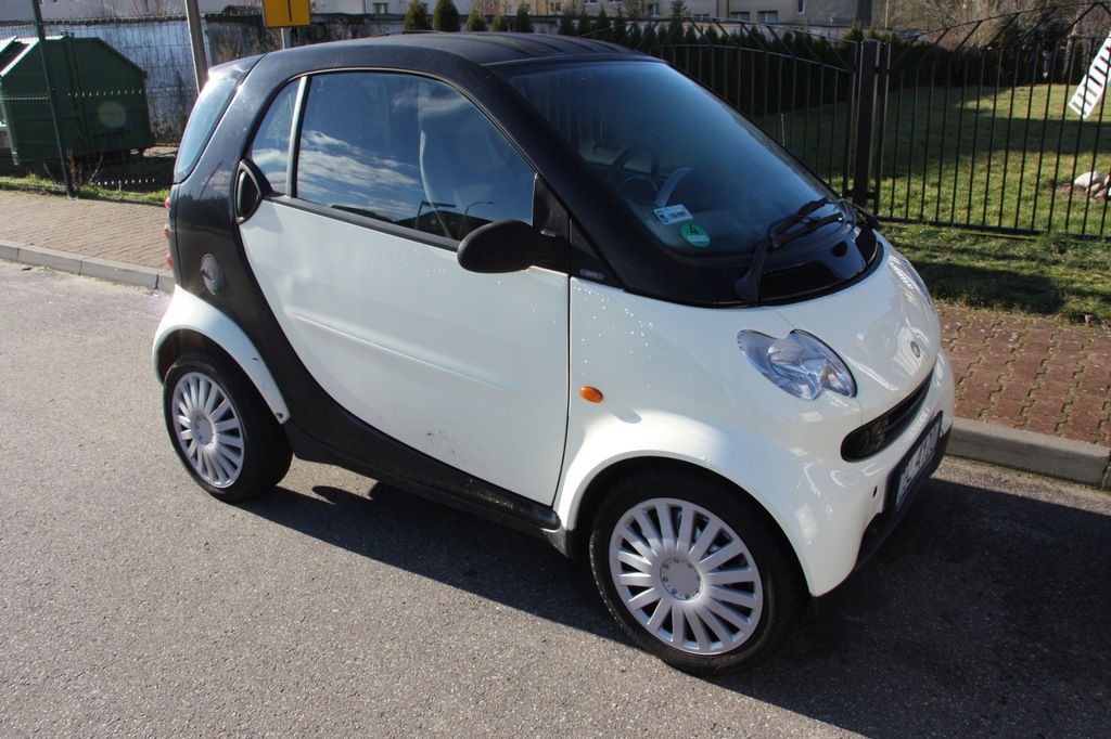 Купить SMART FORTWO купе 37 кВт 61 л.с.: отзывы, фото, характеристики в интерне-магазине Aredi.ru