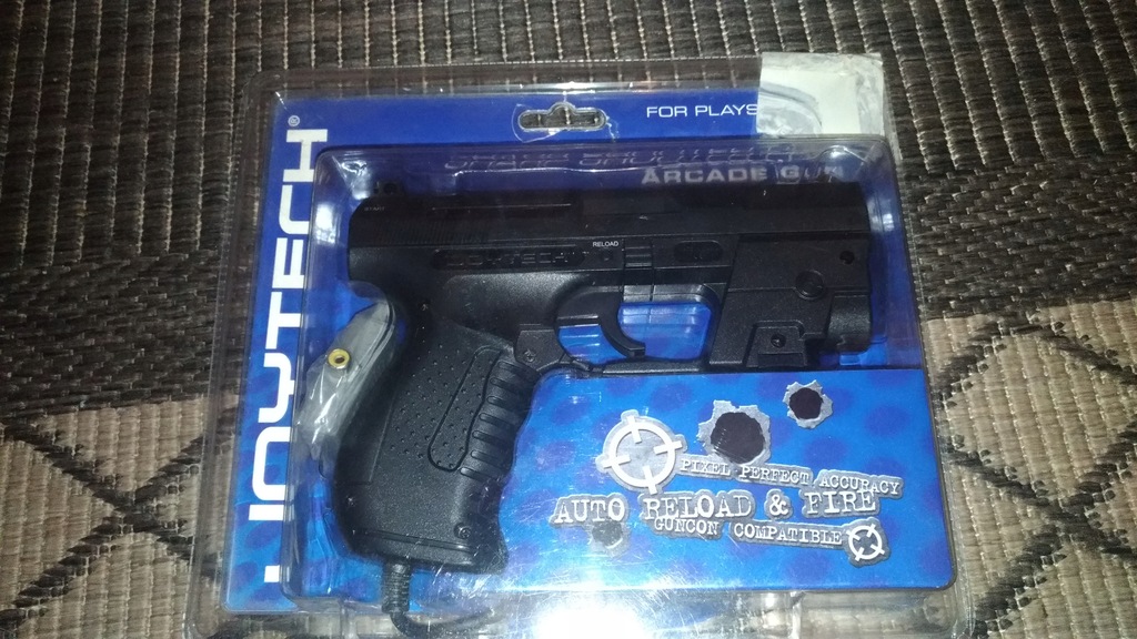 Pistolet do Playstation, Joytech Sharp Shooter Pro